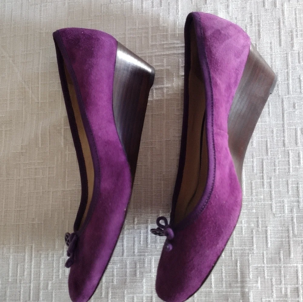TORY BURCH Chelsea 45 shoho lux suede grape purple pump wedge shoes Sz 10.5M